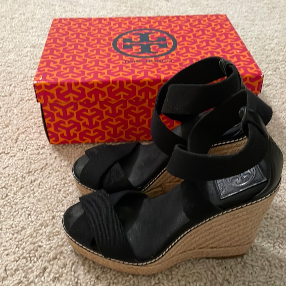 Black espadrille Tory Burch shoes size 6 only worn once